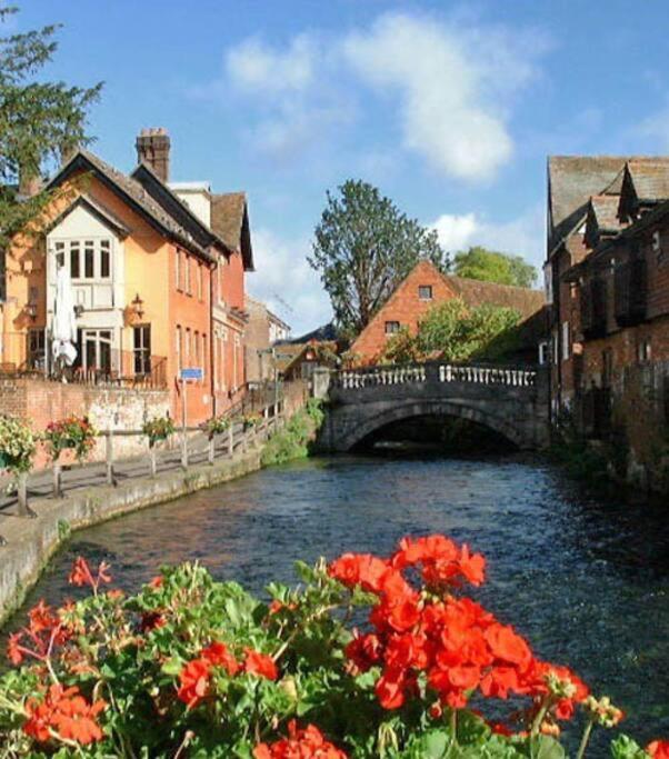 City Centre Riverside Apartment Winchester Extérieur photo